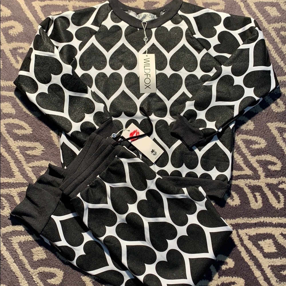 WILD FOX - Black Heart Jogger Set